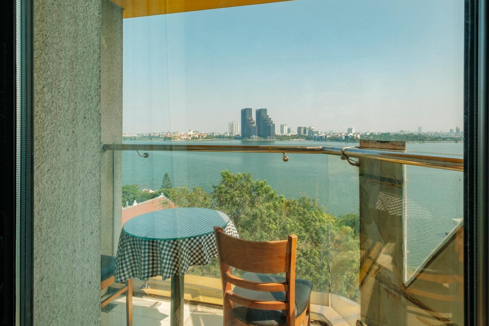 Sunset Westlake Hanoi Hotel Esterno foto